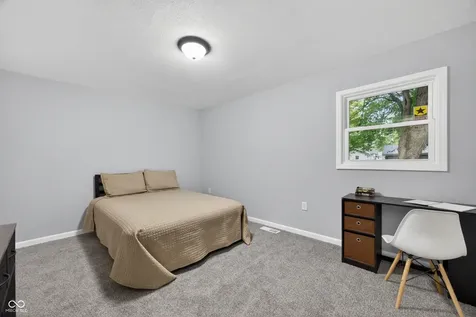 722 N Main Street Sullivan IN 47882