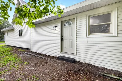 722 N Main Street Sullivan IN 47882