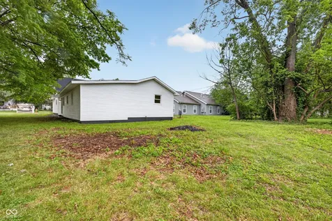 722 N Main Street Sullivan IN 47882