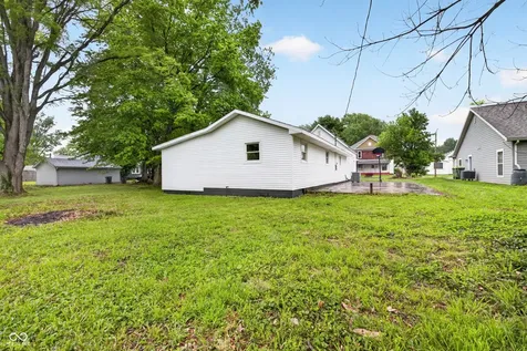 722 N Main Street Sullivan IN 47882