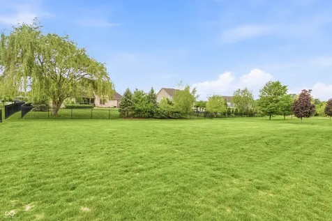 561 Windborough Brownsburg IN 46112
