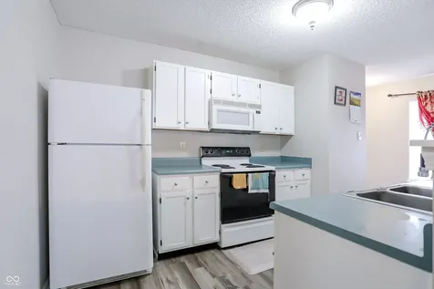 5985 Claymont Boulevard Plainfield IN 46168