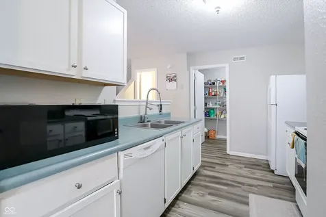 5985 Claymont Boulevard Plainfield IN 46168