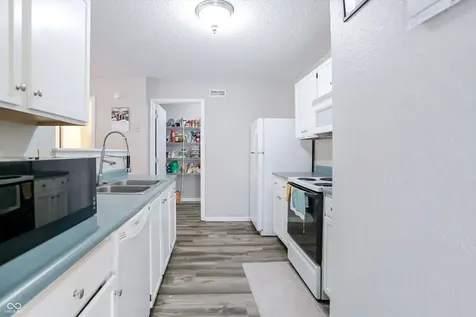5985 Claymont Boulevard Plainfield IN 46168