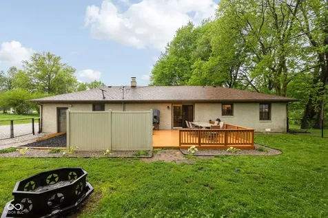 211 Hillview Drive Jamestown IN 46147