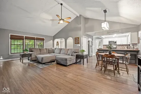 211 Hillview Drive Jamestown IN 46147