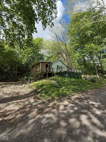 2426 W Gleitze Drive Logansport IN 46947