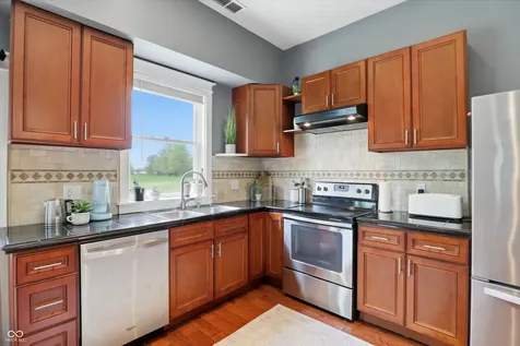 5884 S 50 W Atlanta IN 46031