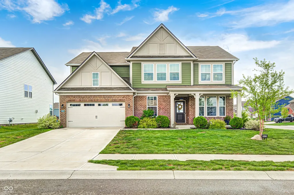 2475 S Copperstone Drive New Palestine IN 46163