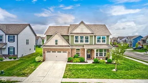 2475 S Copperstone Drive New Palestine IN 46163