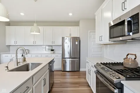 2475 S Copperstone Drive New Palestine IN 46163