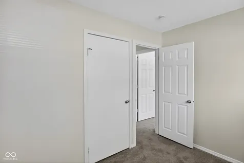 4955 N Kenyon Drive Indianapolis IN 46226