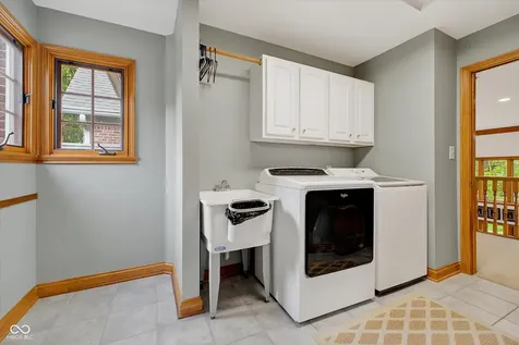 7144 Nile Ridge Court Indianapolis IN 46236
