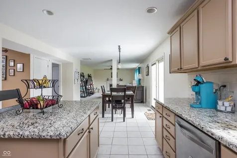 9348 Stones Ferry Way Indianapolis IN 46278