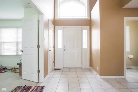9348 Stones Ferry Way Indianapolis IN 46278