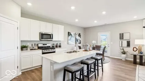 535 Portside Drive Avon IN 46123