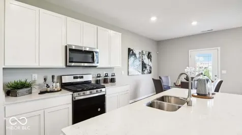 535 Portside Drive Avon IN 46123