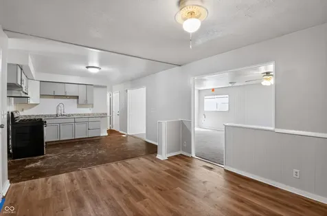 4043 Alsace Place Indianapolis IN 46226