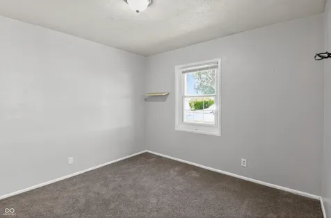 4043 Alsace Place Indianapolis IN 46226