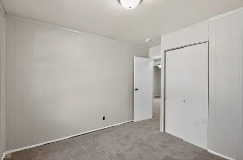 4043 Alsace Place Indianapolis IN 46226