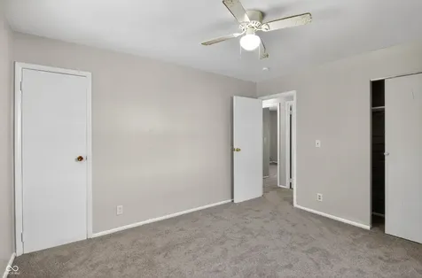 4043 Alsace Place Indianapolis IN 46226