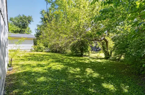 4043 Alsace Place Indianapolis IN 46226