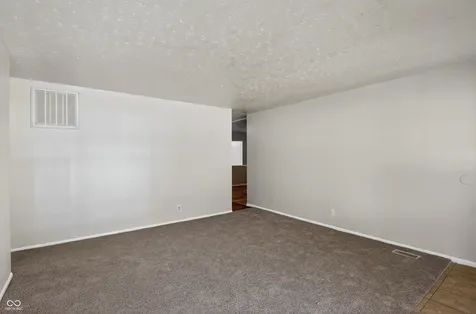 4043 Alsace Place Indianapolis IN 46226
