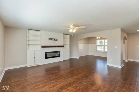1117 Foxtail Drive Franklin IN 46131