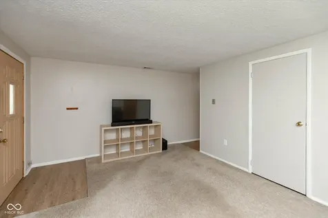 1262 Barefoot Trail Greenwood IN 46142