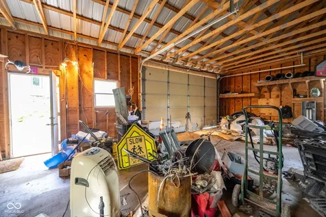 13592 N County Road 275 W Roachdale IN 46172