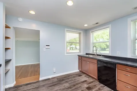 1402 S Hawthorne Lane Indianapolis IN 46203