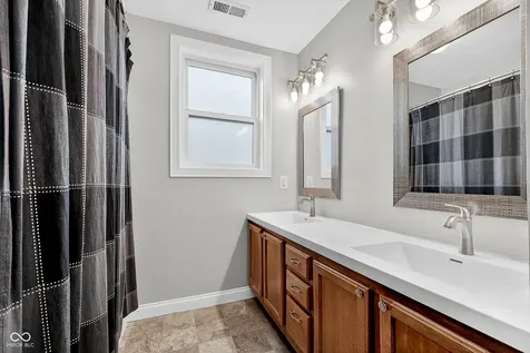 1402 S Hawthorne Lane Indianapolis IN 46203