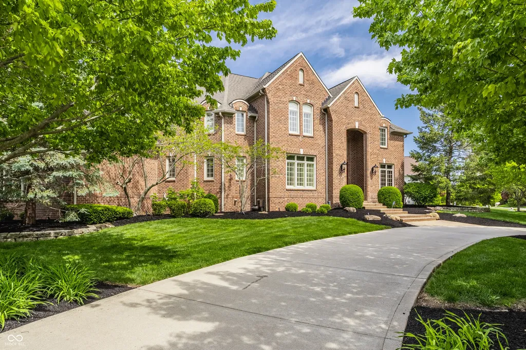 13986 Salsbury Creek Drive Carmel IN 46032