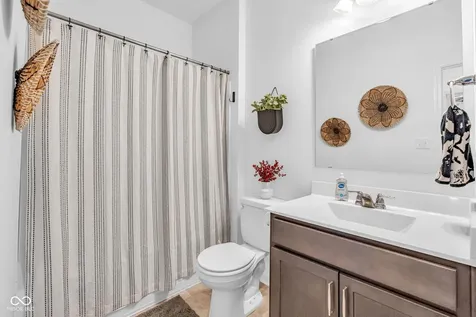 17027 Cole Evans Drive Noblesville IN 46060