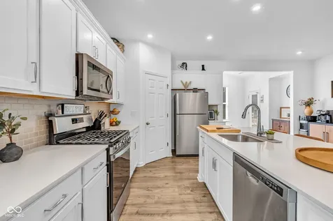 17027 Cole Evans Drive Noblesville IN 46060