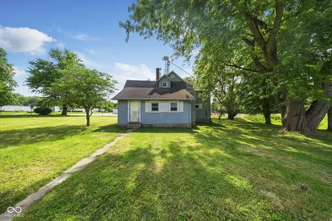 202 N Vine Street Waynetown IN 47990