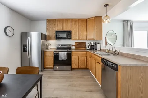 419 Grabill Drive Westfield IN 46074