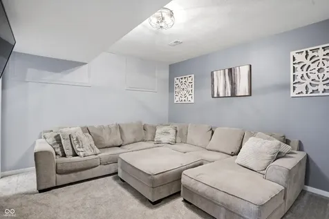 6502 Calais Circle Indianapolis IN 46220