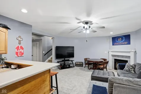 6502 Calais Circle Indianapolis IN 46220