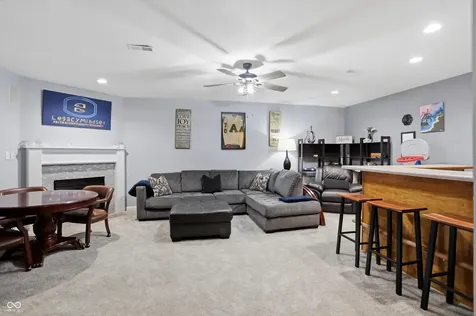 6502 Calais Circle Indianapolis IN 46220