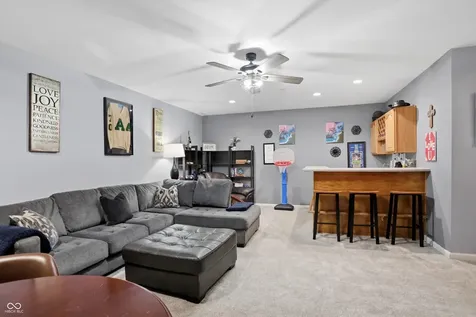 6502 Calais Circle Indianapolis IN 46220