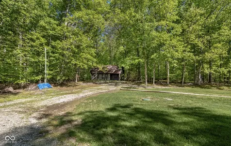 3546 Morrison Road Nashville IN 47448