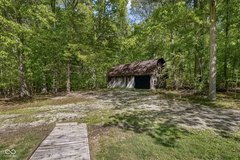 3546 Morrison Road Nashville IN 47448