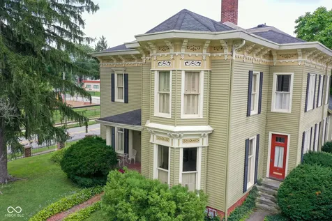 415 E Wabash Avenue Crawfordsville IN 47933