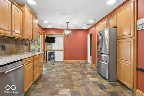 921 E Main Street Greenfield IN 46140