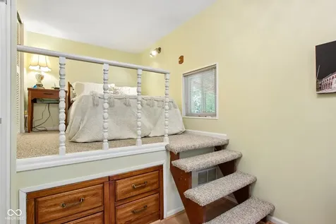 8103 E 10th Street Indianapolis IN 46219