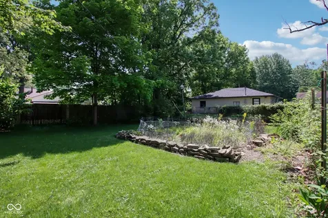 8103 E 10th Street Indianapolis IN 46219