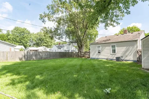 225 North Street Chesterfield IN 46017