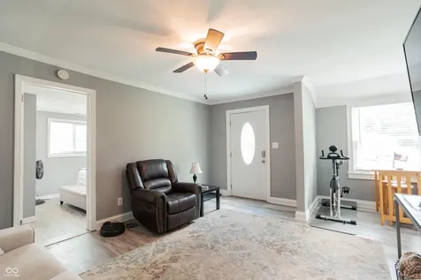 225 North Street Chesterfield IN 46017