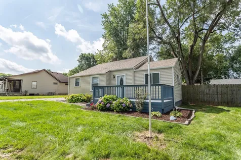 225 North Street Chesterfield IN 46017